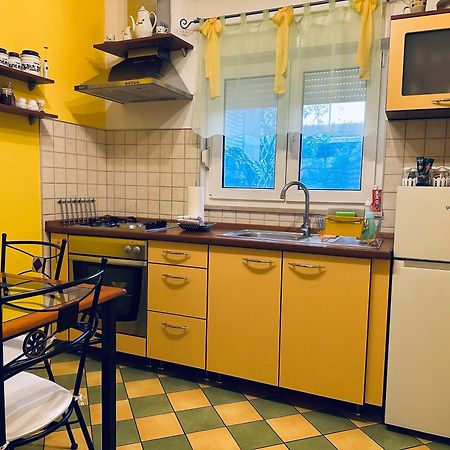 Apartments - Rooms Vesna Primošten Eksteriør bilde