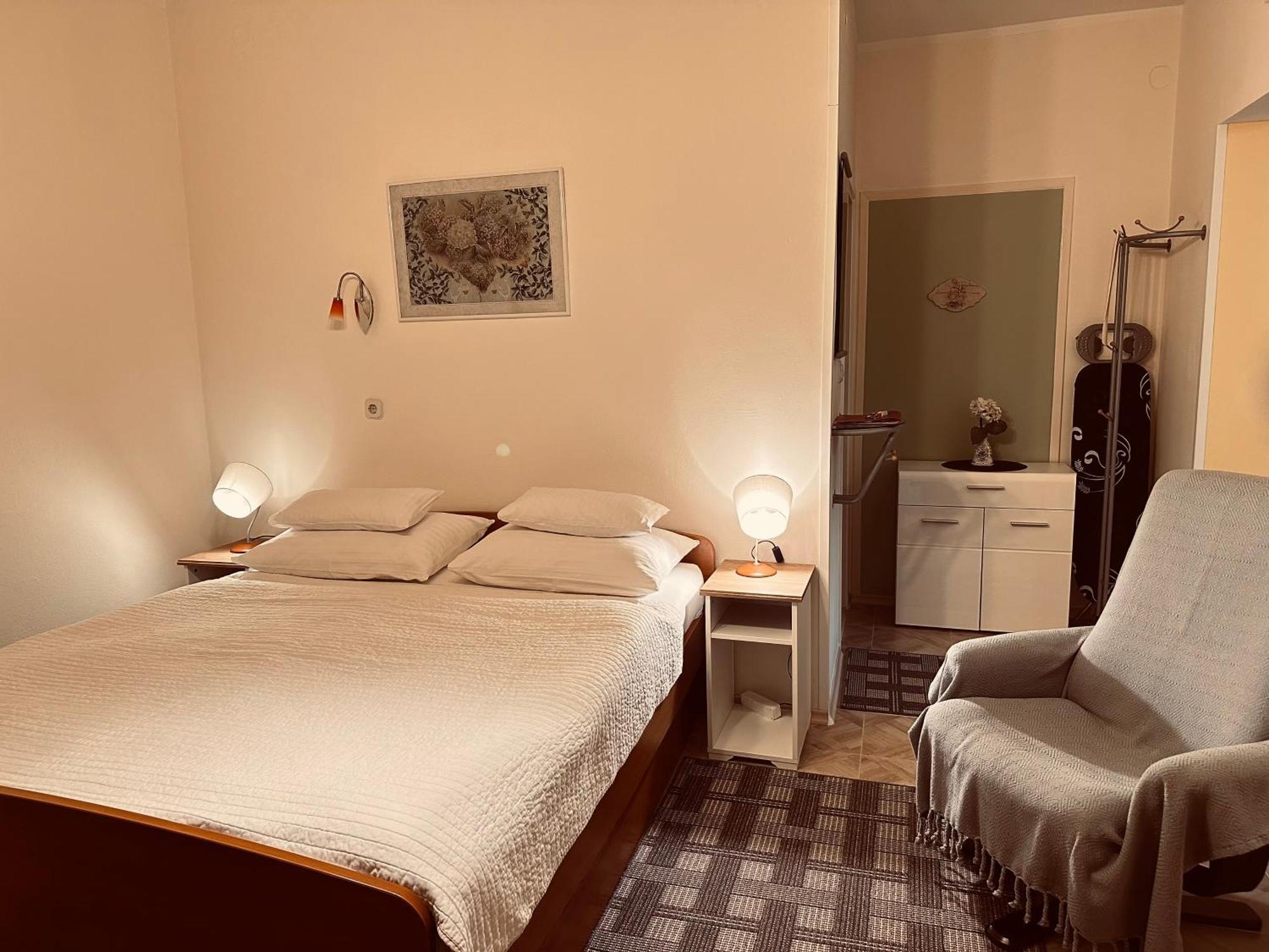Apartments - Rooms Vesna Primošten Eksteriør bilde