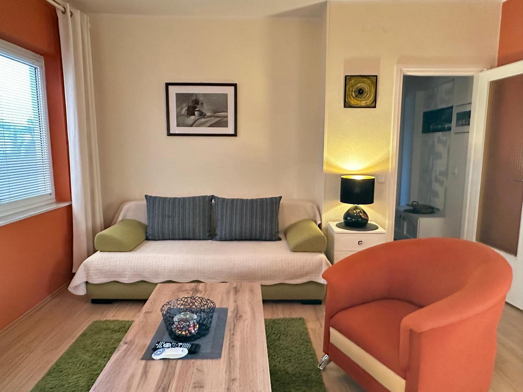 Apartments - Rooms Vesna Primošten Eksteriør bilde